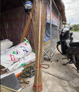 Bâton de nervure intérieure en noix de coco naturelle du Vietnam pour balai et nettoyage à la main - Product Image 1