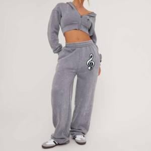 OEM Women's Winter 100% Cotton Gym Crop Top Oversize Hoodie Sweatshirt Pants <b>Set</b> Solid 2-Piece Tracksuits for Girls Personalized - Product Image 5