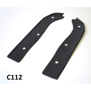 Par de protectores de guardabarros negros para Lambretta GP/DL - Product Image 1