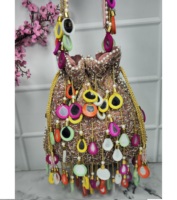 Nouvel arrivage de sacs à main de créateur pour femmes sac à main potli sac de mariée brodé en miroir pour mariage à bas prix artisanat de luxe