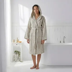 Bata de Baño Tejida 100% Algodón para Mujer y Hombre, Transpirable, de Secado Rápido, Larga, para Verano/Primavera, Hecha en Turquía - Product Image 1