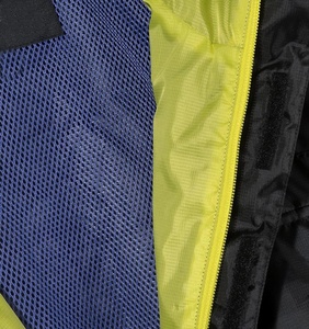 Chaqueta Cortavientos con Capucha para Hombre, 100% Algodón, Color Negro, Corte Regular, Transpirable, Resistente al Viento, Bolsillos en el Pecho, Cierre de Cremallera, Talla Grande - Product Image 6