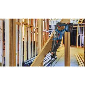 18V 1-1/8 pulg. Kit de sierra recíproca con batería de alto rendimiento de 8.0 Ah para cortar madera - Product Image 3