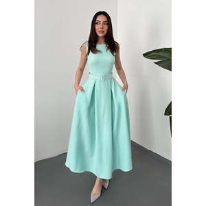 Vestido Turquesa con Cuello Halter y Corte Evase - Turquesa - Product Image 2