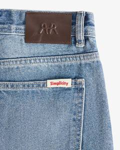 กางเกงยีนส์ทรงขาบาน 3 มิติ สไตล์ลำลองสำหรับผู้ชาย ผ้าฝ้าย ระบายอากาศได้ดี ซักแล้ว ทรงลำลอง เอวกลาง ผลิตในเวียดนาม เหมาะสำหรับฤดูใบไม้ร่วง - Product Image 4