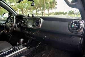 รถกระบะโตโยต้า ทาโคมา TRD ดับเบิ้ลแค็บ มือสองคุณภาพเยี่ยม - Product Image 2