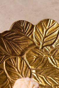 Decorative Leaf Patterned Round Platter For <b>Centre</b> <b>Piece</b> Home Decor And Serving in Low Price - Product Image 2