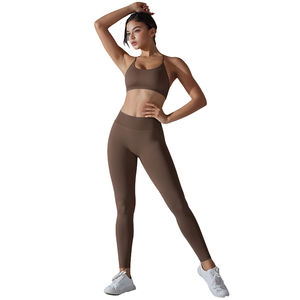 Conjunto Deportivo de Dos Piezas para Mujer, Top Corto con Tirantes Cruzados y Cuello Redondo, Leggings para Yoga y Entrenamiento, Ligero - Product Image 6