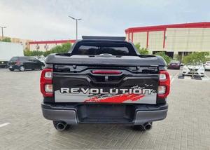 Toyota Hilux Revolution 2018 / Disponible para la Venta con Bajo Kilometraje, Motor de Gasolina, Auto Usado en Excelentes Condiciones y Sin Accidentes - Product Image 3