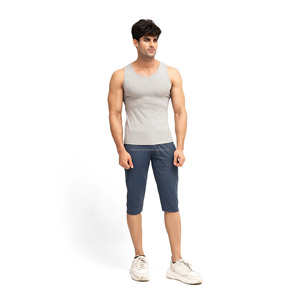 Crea tu propia camiseta sin mangas de algodón suave para un ajuste perfecto y una comodidad atemporal en cada temporada y estilo. - Product Image 2