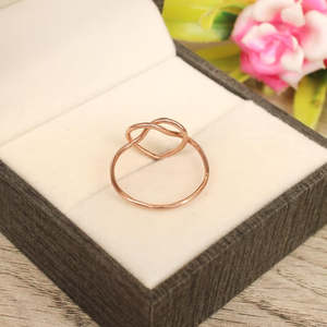 Anillo de plata esterlina 925 infinito nudo de amor al por mayor joyería fina con conjunto de bisel circón rodio plateado - Product Image 5