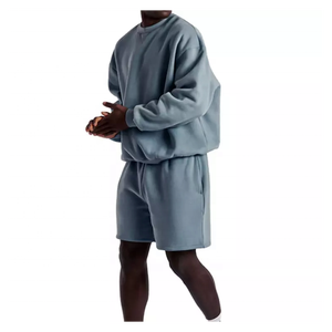 Ensembles de sweat-shirt et short à ourlet brut personnalisé OEM pour hommes avec broderie dégradée et short de jogging à manches longues survêtement 2 pièces - Product Image 4