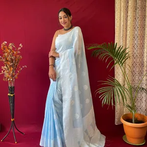 Produk baru rajutan linen murni katalog saree Lucknowi berbasis tenun di perbatasan dan palet desain butti luar biasa dalam tubuh