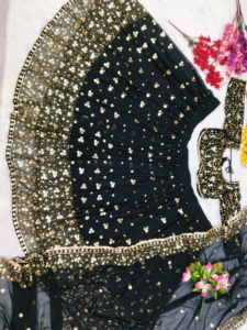 Robe de soirée traditionnelle pour femmes de designer Belle broderie travail Lehenga avec protection solaire Impression dessinée à la main Choli - Product Image 6