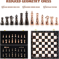 Jeu d'échecs moderne or rose et noir plateau brillant pliable avec stockage magnétique jeu cadeau élégant pour tous les âges par AYAANS