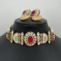 Collier ras-de-cou religieux victorien en laiton perlé, inspiré de Sabyasachi, avec perles de nacre, bijoux indiens et pakistanais Kundan pour fiançailles