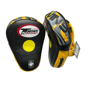 Top Quality Professional Twins Custom Made Breathable <b>Comfortable</b> Leather Punching Pads Custom Logo Focus Mitts for Muay Thai - Product Image 6