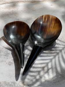 Nouvel arrivage de couverts de service à salade en corne Accessoires d'ustensiles de cuisine Design unique Serveur à salade poli 2 Paires d'outils - Product Image 3