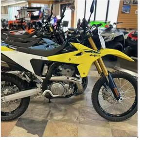 Descubra Nuestras Motocicletas Deportivas Dobles Suzuki DR-Z 4S 398 cc de 1 Cilindro y 4 Tiempos Más Vendidas del 2025-2026 con 1 Año de Garantía - Product Image 1