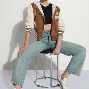 Veste universitaire pour femme en cuir d'agneau réversible respirante en molleton de coton brodée, veste universitaire personnalisée pour l'hiver - Product Image 6