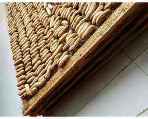 Plátano secado suave de Vietnam AD Aperitivo de frutas secas sin azúcar Plátano secado suave Plátano entero listo para la exportación - Product Image 2