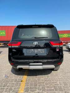 Nuevo Toyota Land Cruiser LC300 GAZOO con Transmisión Automática - Product Image 4