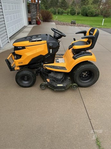 รถตัดหญ้าแบบนั่งขับ Cub Cadet XT2 GX54 FAB GX54D LX42 26 แรงม้า 54 นิ้ว ระบบไฮโดรสแตติก เครื่องยนต์โคห์เลอร์ มือสองและใหม่ ขาย - Product Image 6