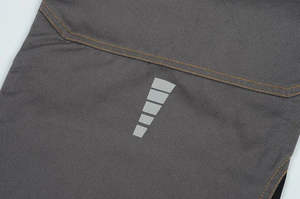 Pantalon de survêtement élégant en coton de couleur unie pour hommes, cargo multi-poches personnalisé, design baggy à cordon de serrage pour le travail de rue - Product Image 4