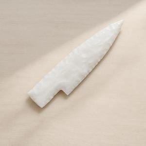 มีดหยกขาวแกะสลักด้วยมือ ขนาด 6 นิ้ว / 15 ซม. คุณภาพพรีเมียม ของขวัญสำหรับเธอ พิธีกรรมทางจิตวิญญาณ เครื่องราง - Product Image 1