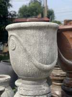 Pot en céramique vietnamien de haute qualité ODM pour la décoration de jardin et de maison, poterie vietnamienne fabriquée au Vietnam, pot moderne pour plantes d'intérieur/d'extérieur
