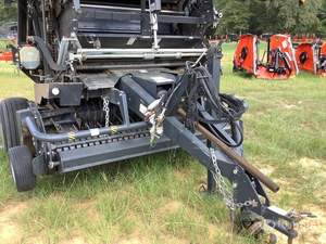 Empacadora de heno redonda Kubota BV5160 SC14NET bastante usada - Product Image 6