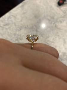 Anillo de oro de 10K de compromiso de diamante de moissanita de corte ovalado exclusivo para novia, fábrica de joyería de boda de lujo, proveedor directo de OEM y ODM - Product Image 6