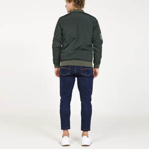 Precio competitivo, buena calidad, chaqueta de bombardero para hombre, chaqueta de bombardero con parche bordado estampado de seda, chaqueta de bombardero de diseño al por mayor - Product Image 4