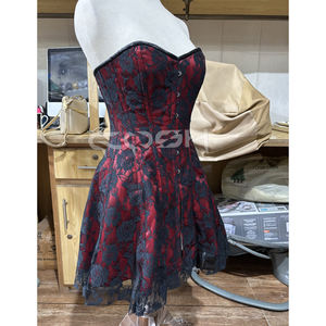 Vestido Corsé Vintage Rojo Satinado con Superposición de Encaje Negro, Vestido de Fiesta Gótico con Corte en A - Product Image 5