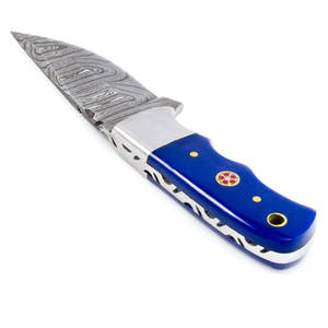 Cuchillo tradicional de acero de Damasco con mango elegante Ideal para campistas y aventuras al aire libre - Product Image 1