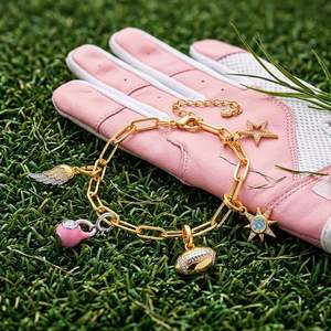 จี้รูปอเมริกันฟุตบอลเคลือบทอง 18k ประดับเพชรซิร์คอน ยี่ห้อ Jeulia รุ่น Move My Way - Product Image 5