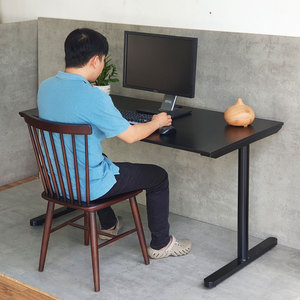 ชุดโต๊ะและเก้าอี้ไม้ยางพาราขนาด 140x70 ซม. รุ่นโมเดิร์น ขาเหล็ก (CB68194) - Product Image 6
