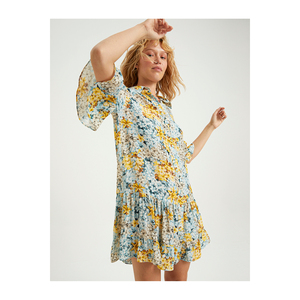 Robe en viscose mini à col chemise, à motifs floraux, décontractée, respirante et écologique pour femmes - Product Image 4
