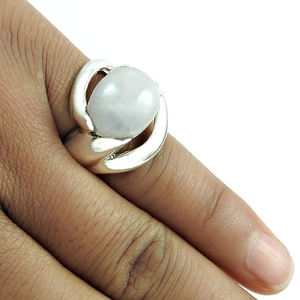 Pierre de lune arc-en-ciel naturelle en argent sterling 925 Bague de style classique pour elle Bijoux de bohème faits à la main Fournisseur de prix d'usine direct - Product Image 3