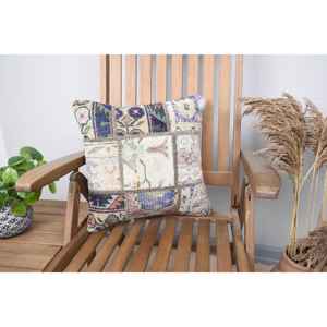 Almohada de lana Premium bohemia de 18x18 Cojín Kantha Beige Patrones Vintage Técnica tejida Portátil para uso en sofá para Navidad - Product Image 1