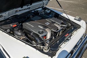 รถยนต์เมอร์เซเดส-เบนซ์ G63 AMG ปี 2018 สภาพดีเยี่ยม เครื่องยนต์ V8 ทวินเทอร์โบ 563 แรงม้า ระบบดิฟเฟอเรนเชียลแบบล็อคสามจุด ใช้งานมาส่วนใหญ่ในแคลิฟอร์เนีย - Product Image 6