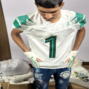 Nouvel arrivage d'uniforme personnalisé football américain matériel sergé silicone spandex OEM sublimé uniforme football personnalisé - Product Image 2