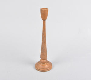 Soporte de vela de pilar de madera Soporte de vela de madera de mango torneado y tallado Bajo MOQ Fabricante venta directa de fábrica - Product Image 2