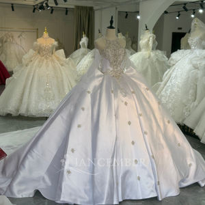 ชุดแต่งงานเจ้าสาวทรงพอง รุ่น Jancember XS255 ผ้าซาตินสีงาช้าง เงาแบบมันวาว ประดับคริสตัล พร้อมสายคล้องคอแบบ Halter - Product Image 2