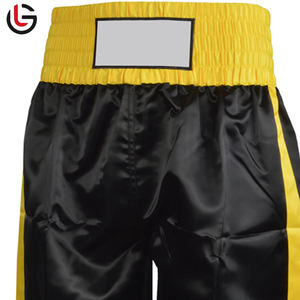 กางเกงขาสั้นผ้าโพลีเอสเตอร์สำหรับผู้ชายแบบแห้งเร็วสไตล์สปอร์ต100% พิมพ์ลายดิจิตอลแบบปรับแต่งได้ - Product Image 3