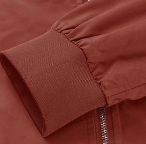 2025 Logo personnalisé veste universitaire pour hommes Style solide plaine Letterman tenue décontracté pour la saison d'automne Service OEM disponible - Product Image 4