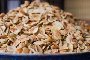 Nueces de Ogbono de Primera Calidad, Crudas y Secas, a Granel, para Venta al por Mayor, Ideales para Aperitivos y Cocina - Product Image 3