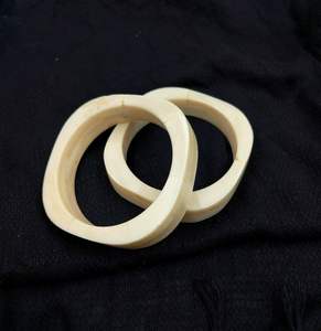 Bracelets en os naturel de style punk tribal écologique, accessoires de mode faits à la main pour les fêtes - Product Image 6