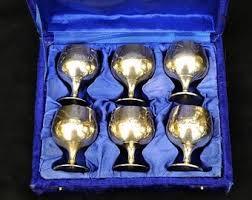 แก้วไวน์ทองเหลืองทำมือ สลักลาย แก้วน้ำโลหะสไตล์วินเทจ ของตกแต่งบาร์สไตล์โบราณ ของขวัญแต่งงาน ภาชนะบนโต๊ะอาหารแบบคลาสสิก - Product Image 5