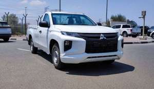 มิตซูบิชิ ไอ ดีเซล ปี 2022 มือสอง เกียร์อัตโนมัติ ขับเคลื่อน 4 ล้อ ความจุเครื่องยนต์มากกว่า 8 ลิตร ระบบควบคุมความเร็วอัตโนมัติ  เบาะหนัง ขับเคลื่อนสี่ล้อ พวงมาลัยซ้าย รุ่น R21 - Product Image 2